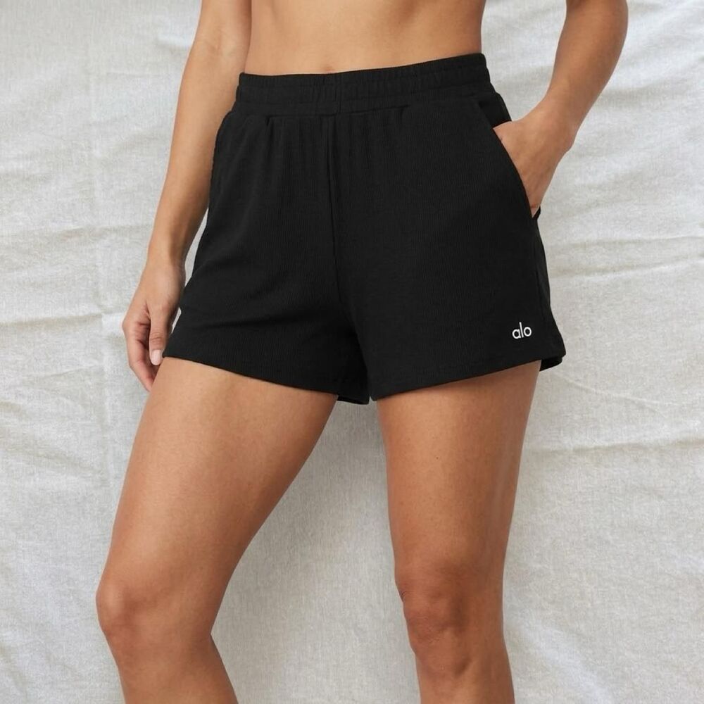 Alo Yoga Ribbed Knit Lounge Shorts Black Size L